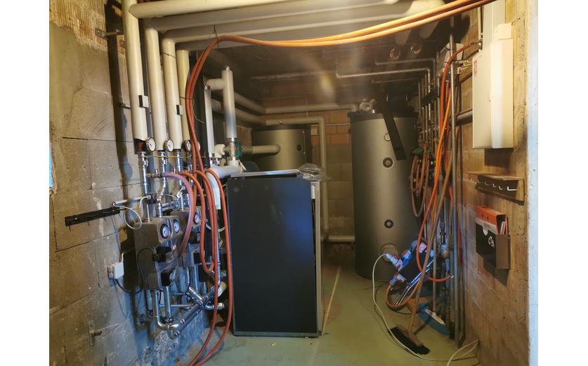 neues Heizsystem: Erdsonden-Wärmepumpe neues Heizsystem: Erdsonden-Wärmepumpe